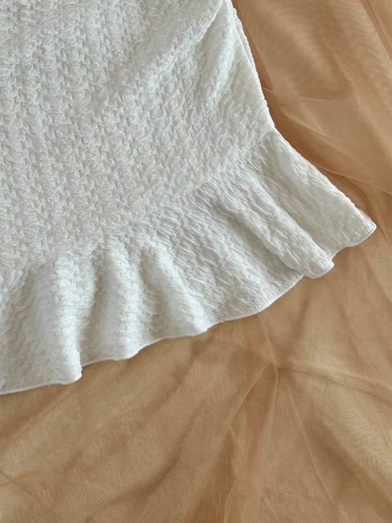 White Textured Knit Dress with Twist Bust and Ruffle Hem, Fitted Silhouette for Summer Vacations and Casual Outings
