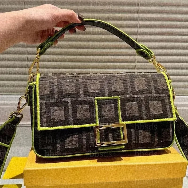 Vintage Shoulder Bag Fashion Letter Handbag High Capacity Purse Canvas Hobo Messenger Bags Satchel Women Designers Lady Tote Met