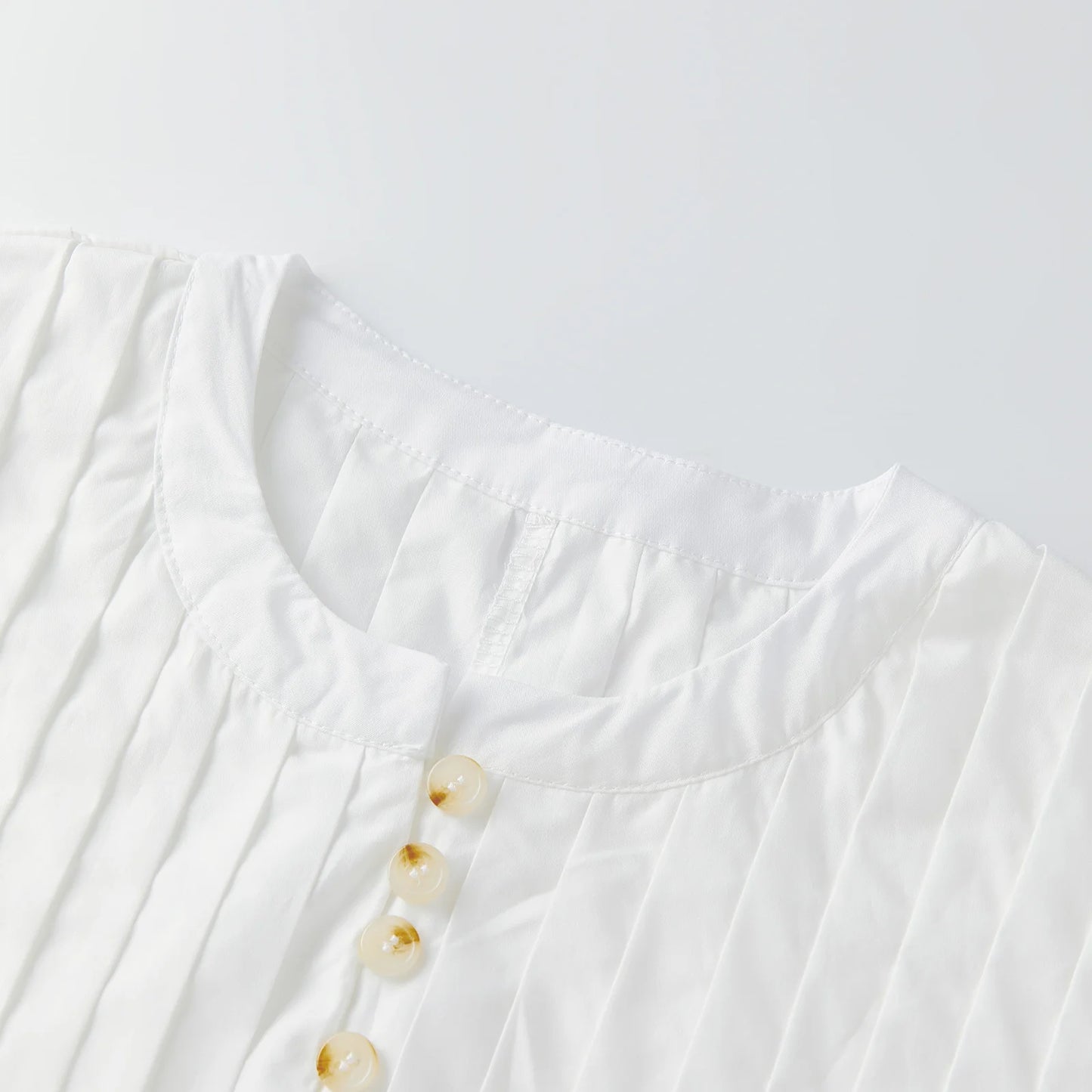 Ladies Stylish Pleated Ruffle Blouses for Summer - Chic Solid Color Bubble Sleeves with Button Down Detailing Trendy Tops for