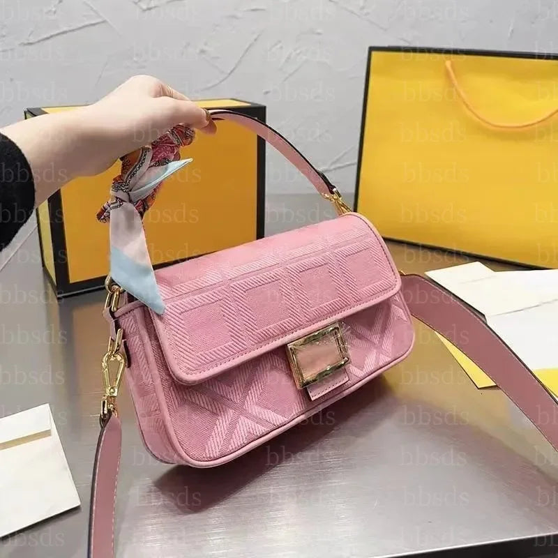 Vintage Shoulder Bag Fashion Letter Handbag High Capacity Purse Canvas Hobo Messenger Bags Satchel Women Designers Lady Tote Met