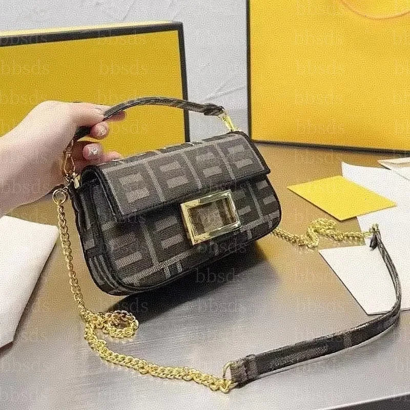 Vintage Shoulder Bag Fashion Letter Handbag High Capacity Purse Canvas Hobo Messenger Bags Satchel Women Designers Lady Tote Met